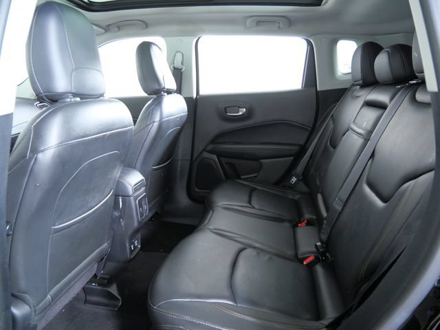 Used 2018 Jeep Compass Limited w/ Navigation Group AWD/4WD image 15