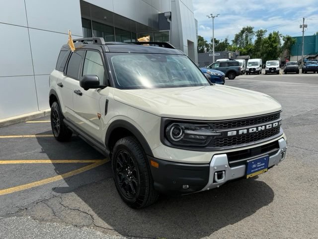 Certified 2025 Ford Bronco Sport Badlands AWD/4WD image 10