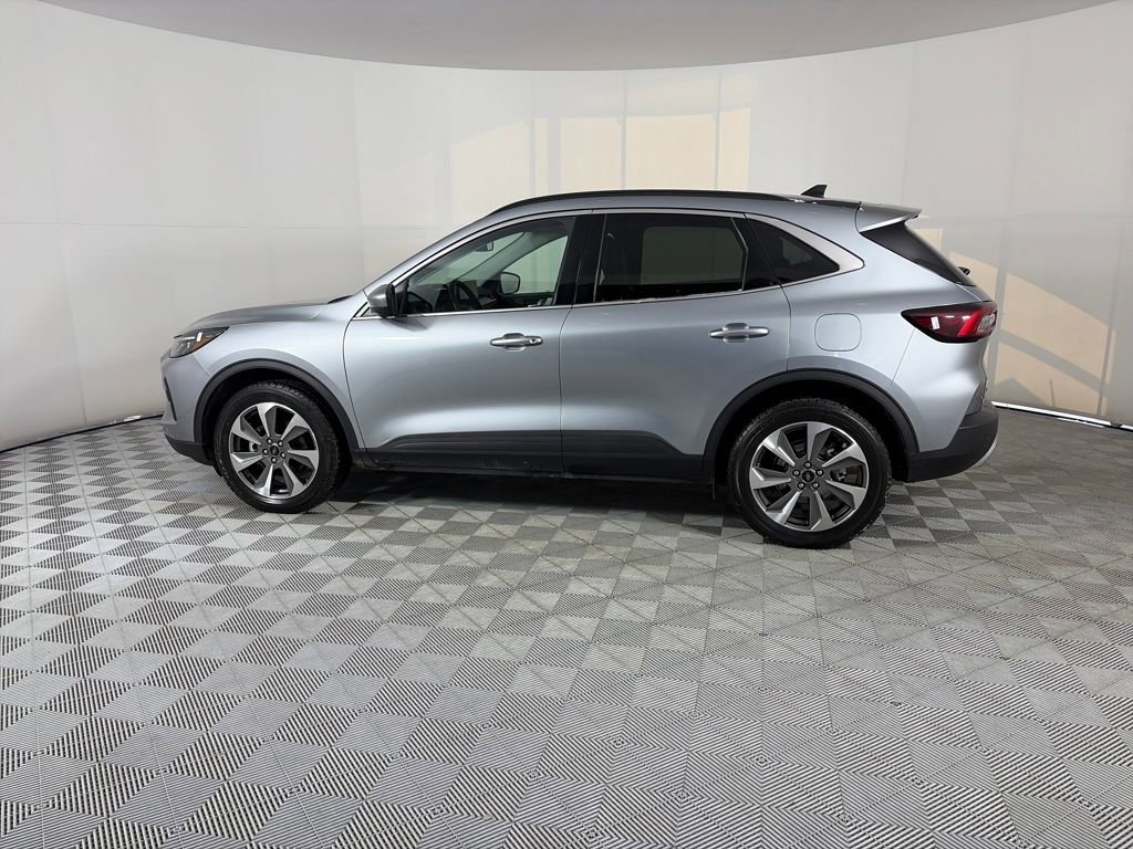 Certified 2024 Ford Escape Platinum video 2