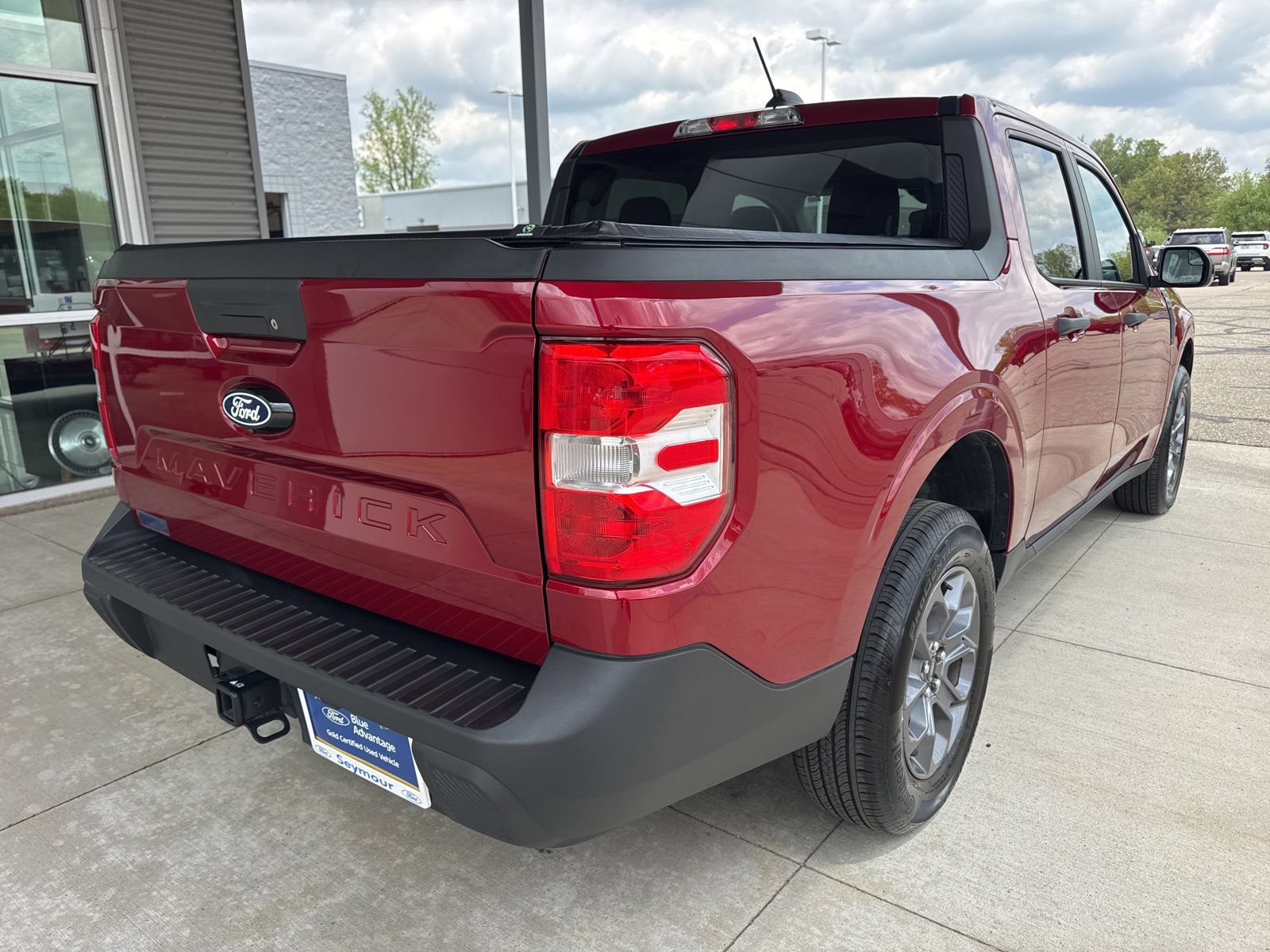 Certified 2025 Ford Maverick XLT w/ XLT Luxury Package FWD image 8