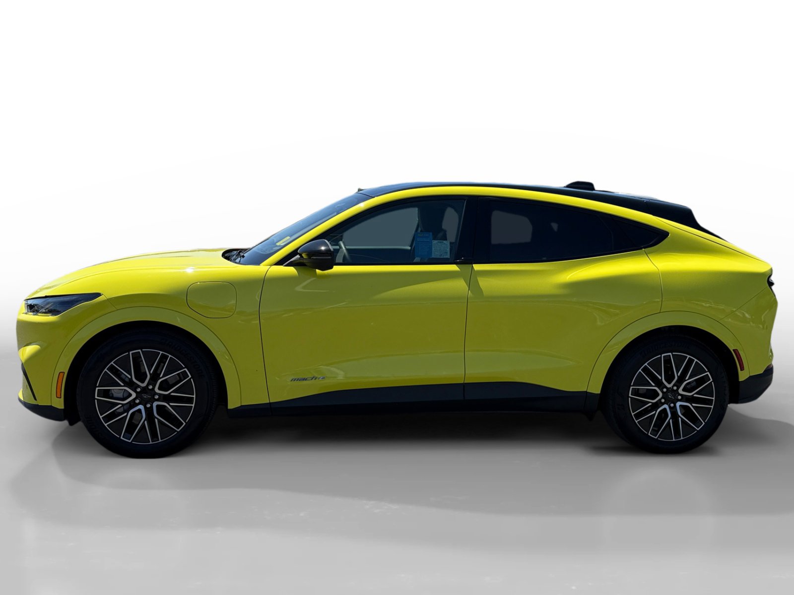 Certified 2025 Ford Mustang Mach-E Premium RWD image 2