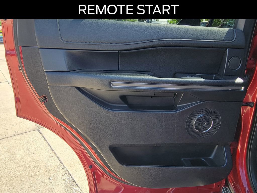 Certified 2019 Ford Expedition XLT w/ Equipment Group 202A RWD image 15