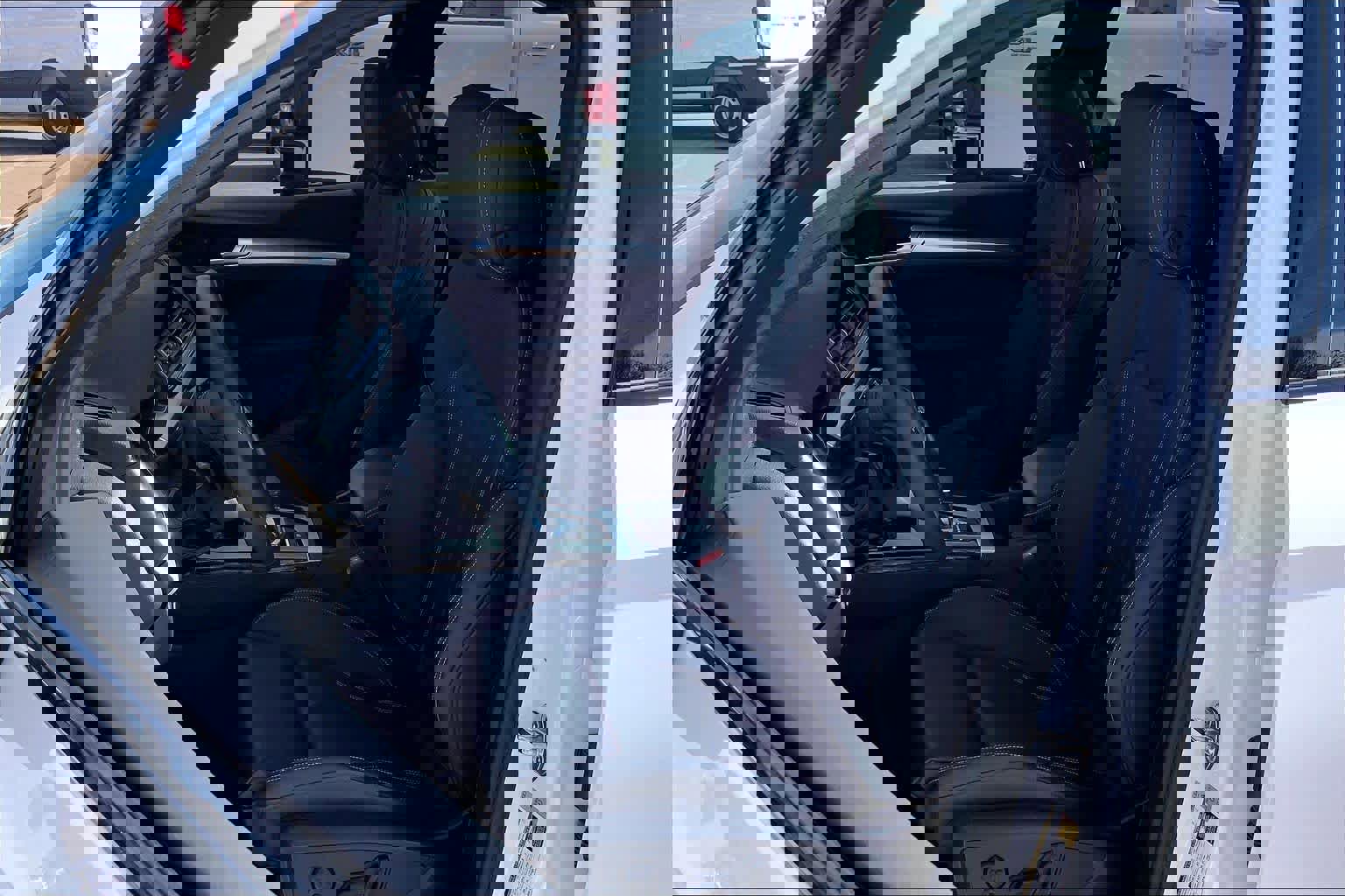 Used 2024 Audi Q5 2.0T Premium w/ Summer of Audi Package image 7