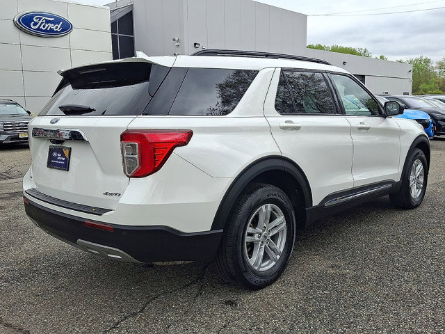 Certified 2023 Ford Explorer XLT w/ Equipment Group 202A AWD/4WD image 5