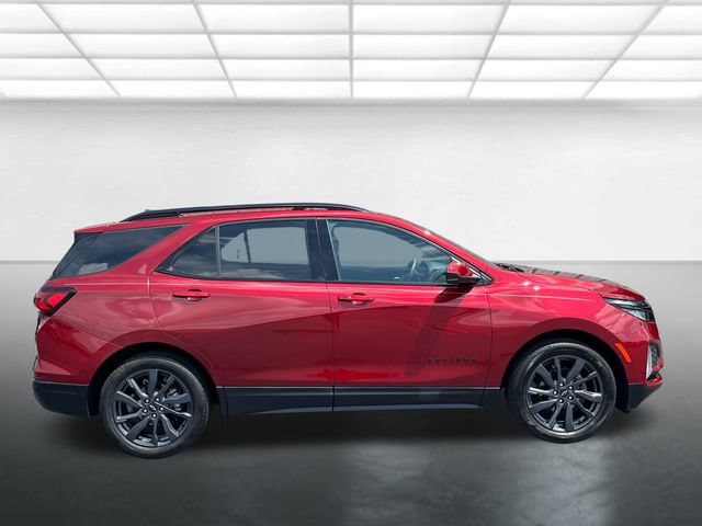 Used 2024 Chevrolet Equinox RS FWD image 3