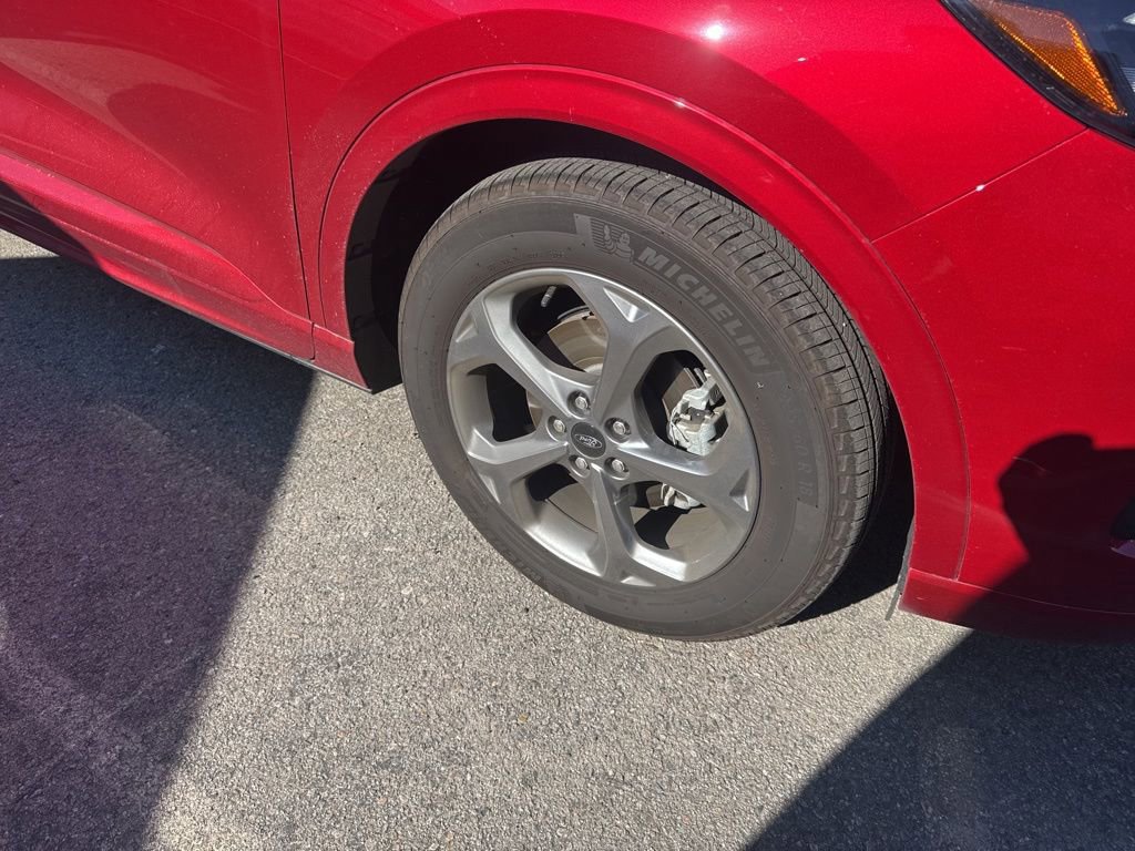 Certified 2023 Ford Escape ST-Line w/ Tech Pack #1 image 4