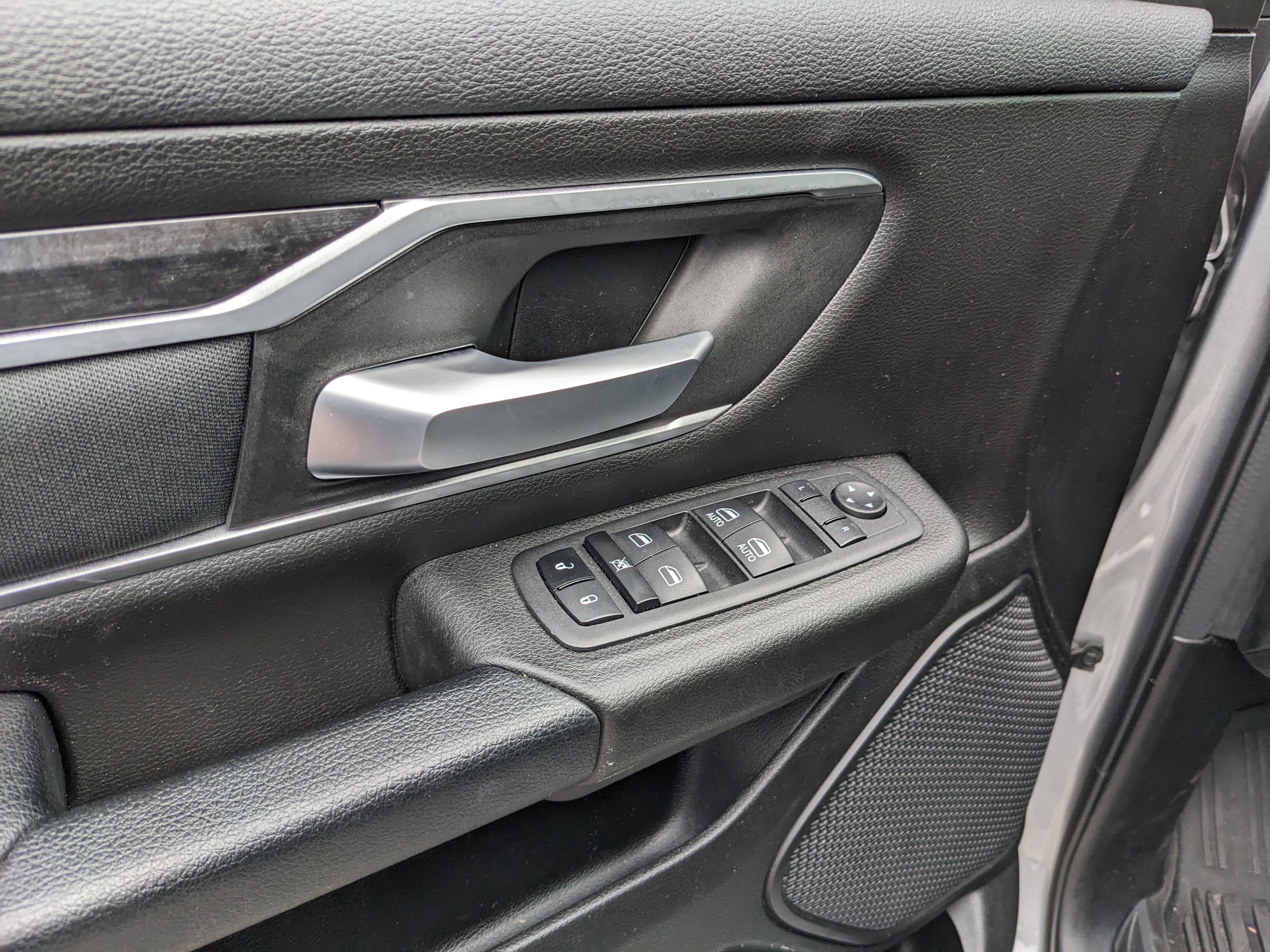 Used 2023 RAM 1500 Big Horn image 18