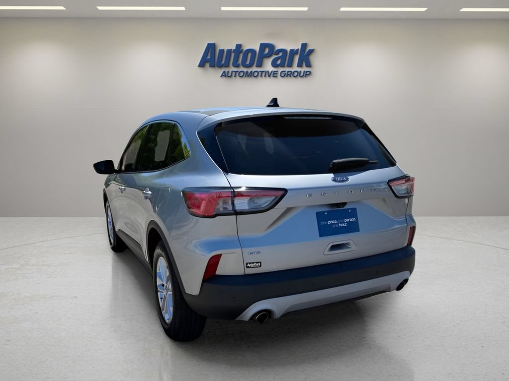 Certified 2022 Ford Escape SE FWD image 6