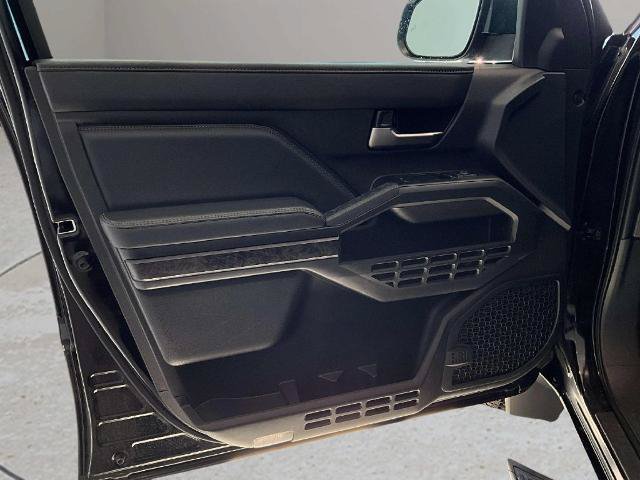 Used 2024 Toyota Tacoma Limited w/ Limited Package (LT) AWD/4WD image 14