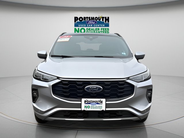Certified 2024 Ford Escape ST-Line Elite w/ Premium Technology Package AWD/4WD image 9