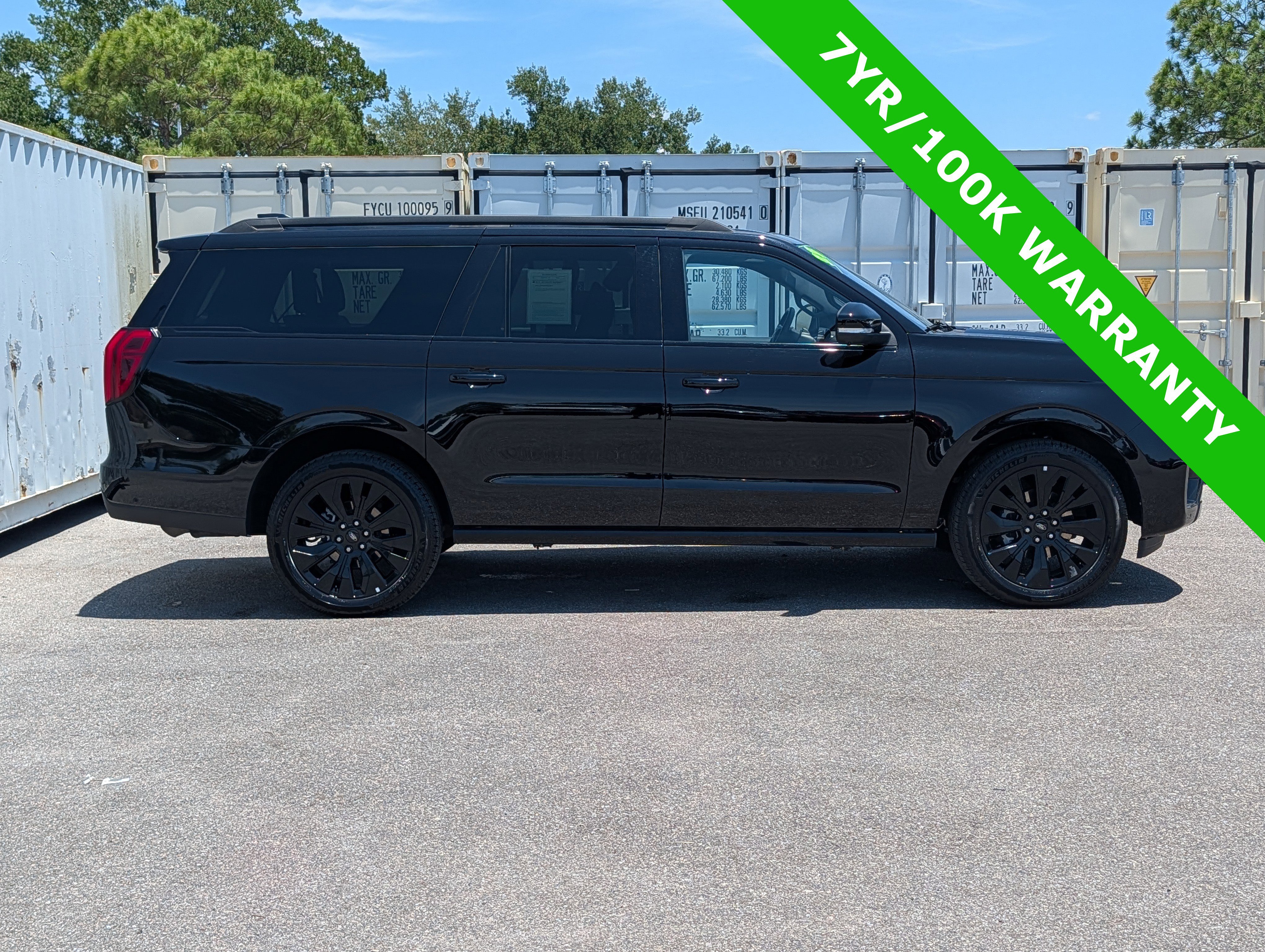 Certified 2025 Ford Expedition Max Platinum w/ Stealth Appearance Package AWD/4WD video 3
