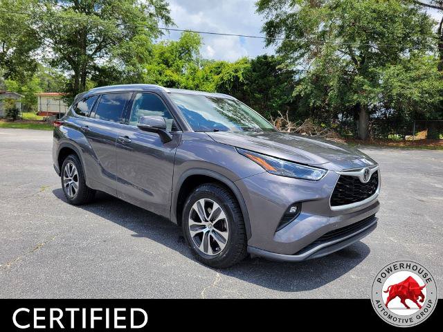 Used 2022 Toyota Highlander XLE FWD image 9