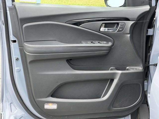 Used 2022 Honda Pilot Touring image 15