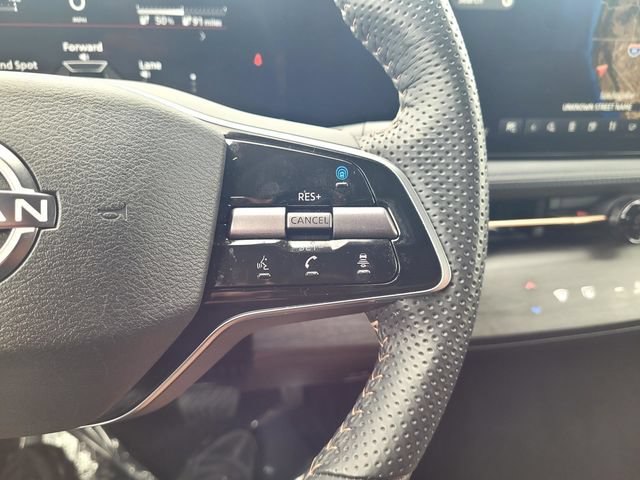 Used 2023 Nissan Ariya FWD image 24