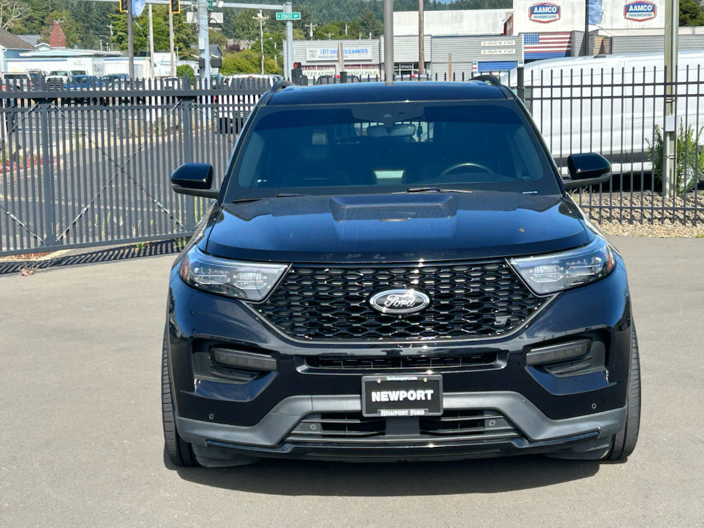 Certified 2022 Ford Explorer ST w/ Equipment Group 401A AWD/4WD image 2