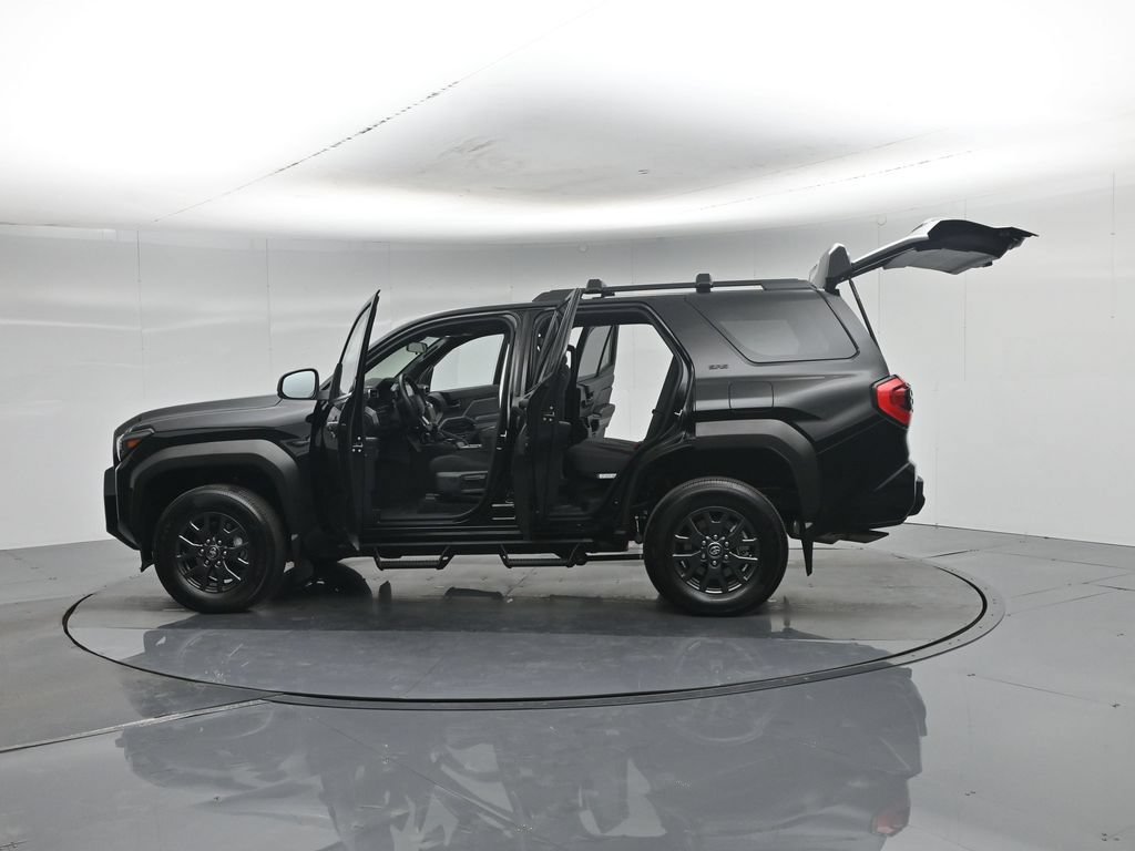 Used 2025 Toyota 4Runner SR5 AWD/4WD image 37