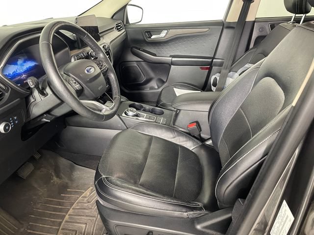Certified 2020 Ford Escape Titanium AWD/4WD image 2