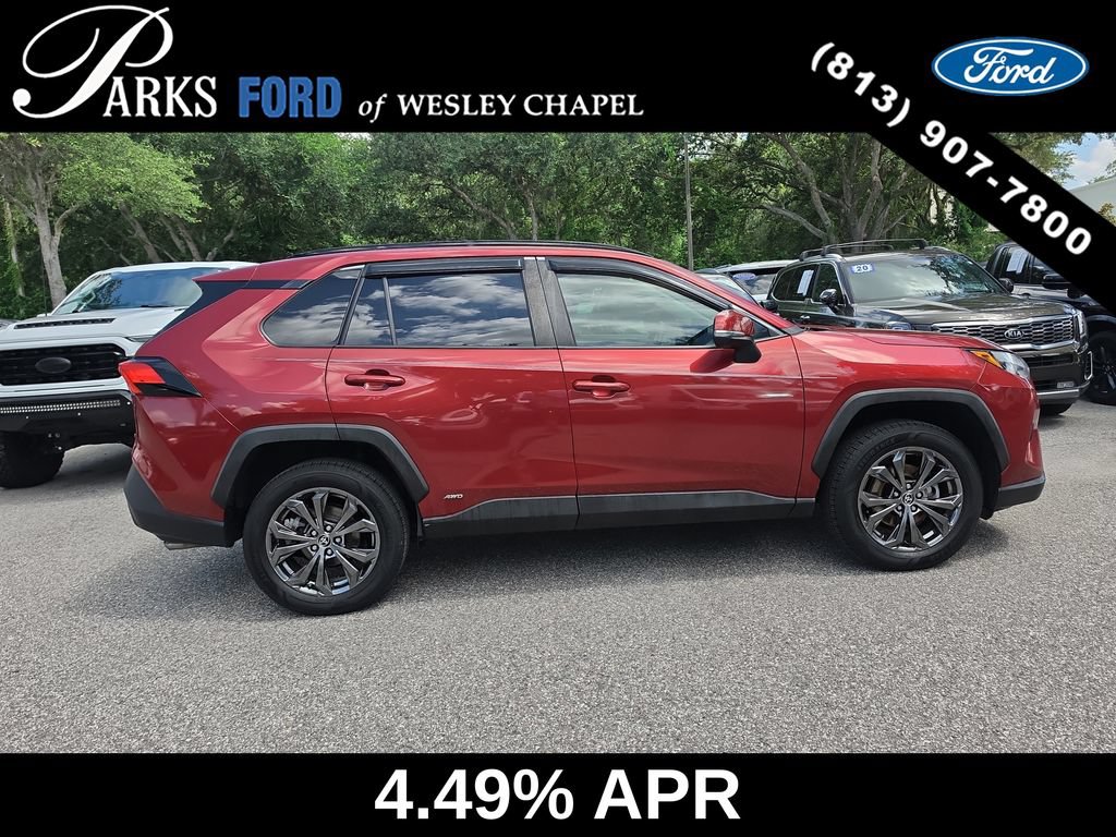 Used 2022 Toyota RAV4 XLE Premium AWD/4WD image 3