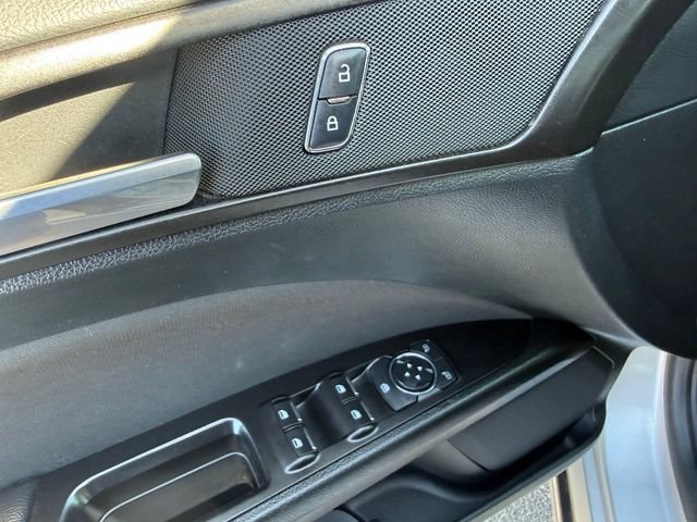 Certified 2018 Ford Fusion SE w/ Equipment Group 201A FWD image 12