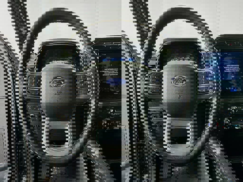 Certified 2022 Ford F150 XLT w/ Equipment Group 302A High image 19