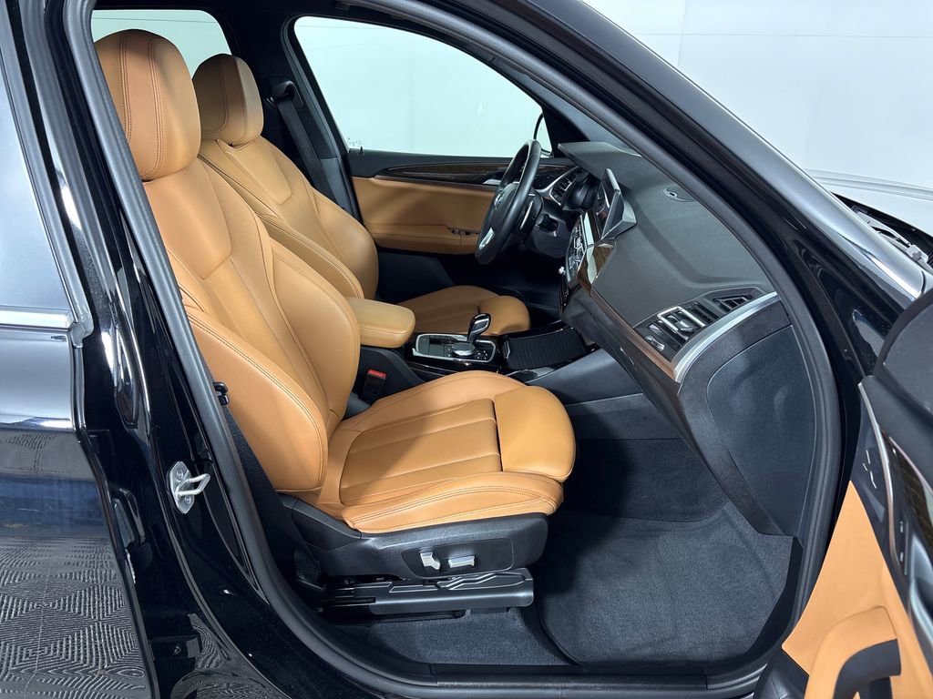 Used 2022 BMW X3 xDrive30i w/ Convenience Package AWD/4WD image 6
