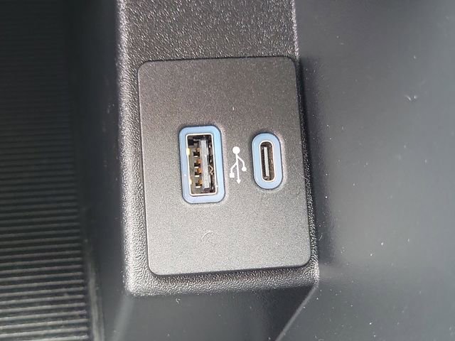 Certified 2022 Ford Edge SEL image 15