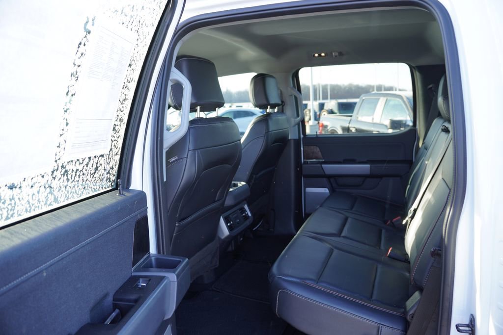 Certified 2023 Ford F350 Lariat w/ Chrome Package image 18