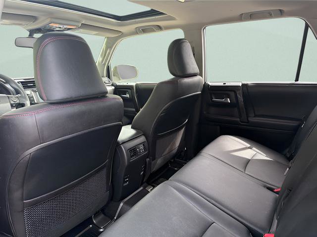 Used 2018 Toyota 4Runner TRD Off-Road Premium AWD/4WD image 16