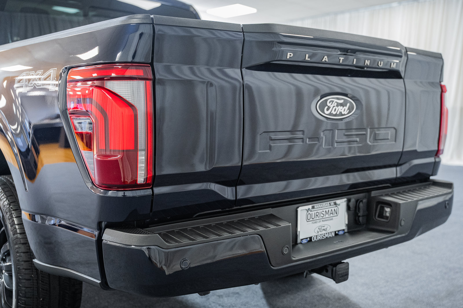 Certified 2025 Ford F150 Platinum AWD/4WD image 6
