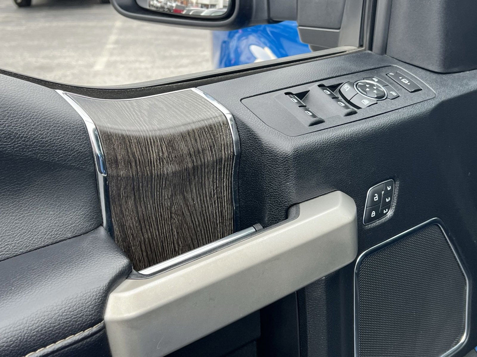 Certified 2020 Ford F350 Lariat image 15