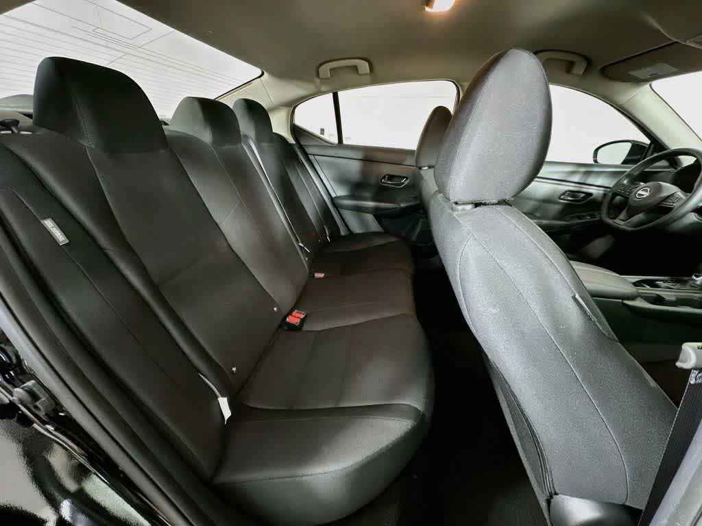 Used 2025 Nissan Sentra S FWD image 30