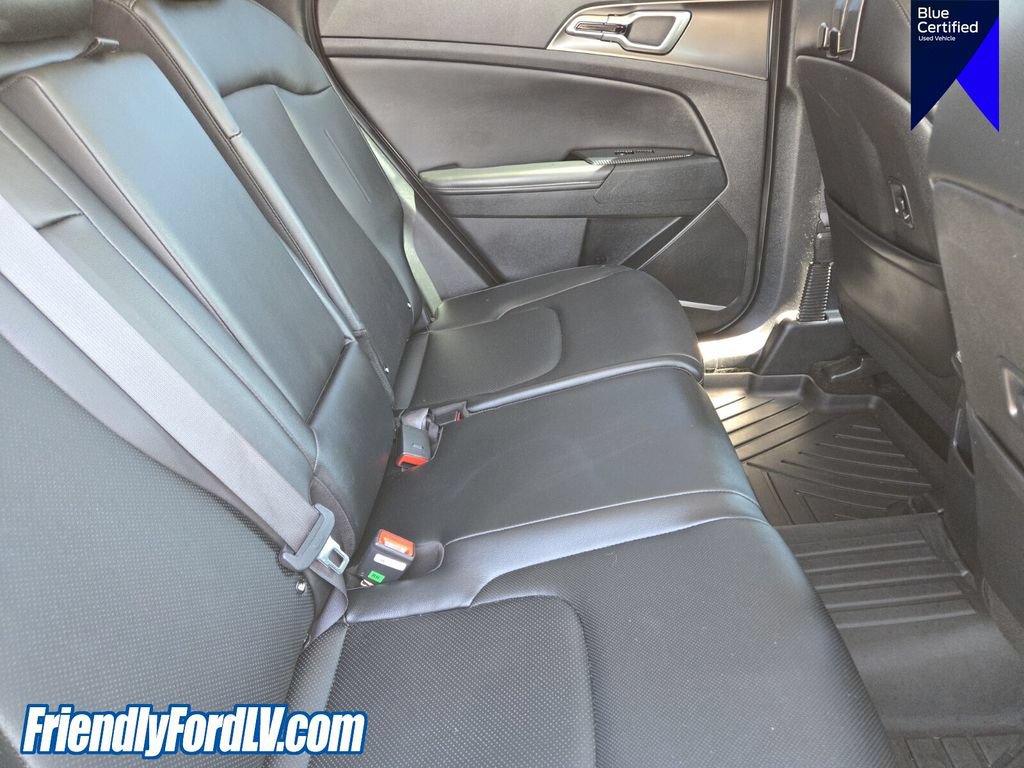 Used 2024 Kia Sportage EX AWD/4WD image 18