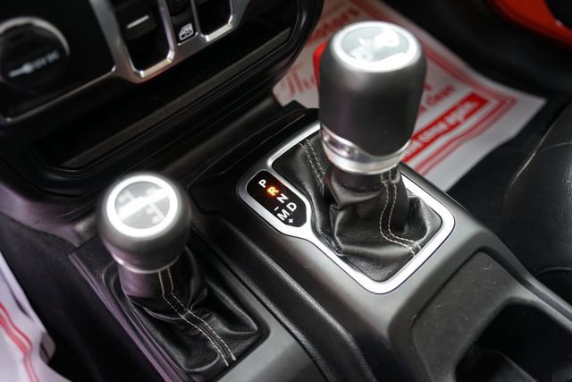 Used 2019 Jeep Wrangler Unlimited Sahara w/ Quick Order Package 24M Moab image 17