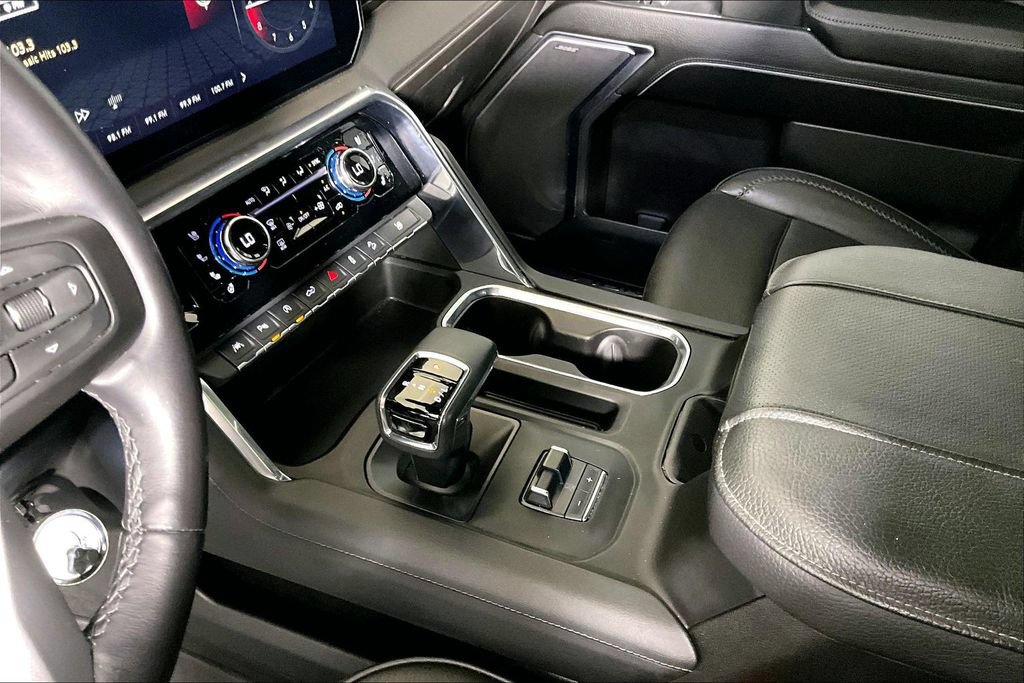 Used 2024 GMC Sierra 1500 Denali AWD/4WD image 13