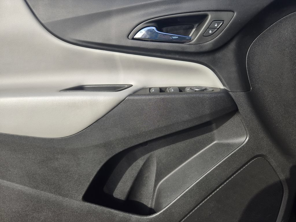 Used 2023 Chevrolet Equinox LT AWD/4WD image 22