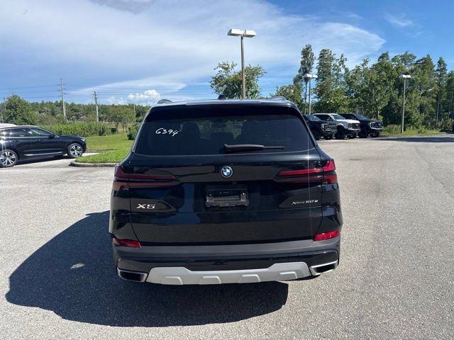 Used 2025 BMW X5 xDrive50e AWD/4WD image 5