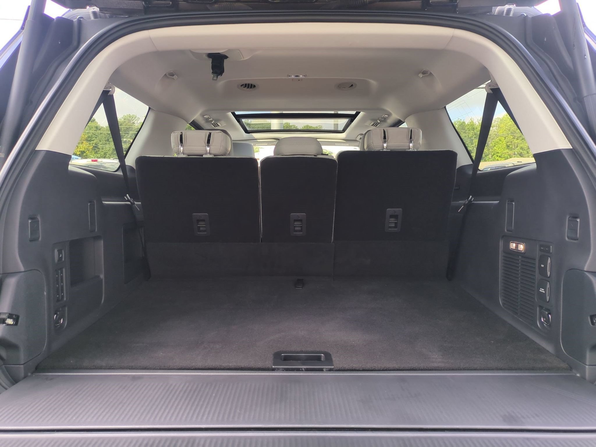 Certified 2025 Ford Expedition Max Active RWD image 7