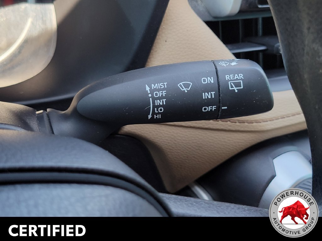 Used 2024 Toyota RAV4 LE FWD image 31