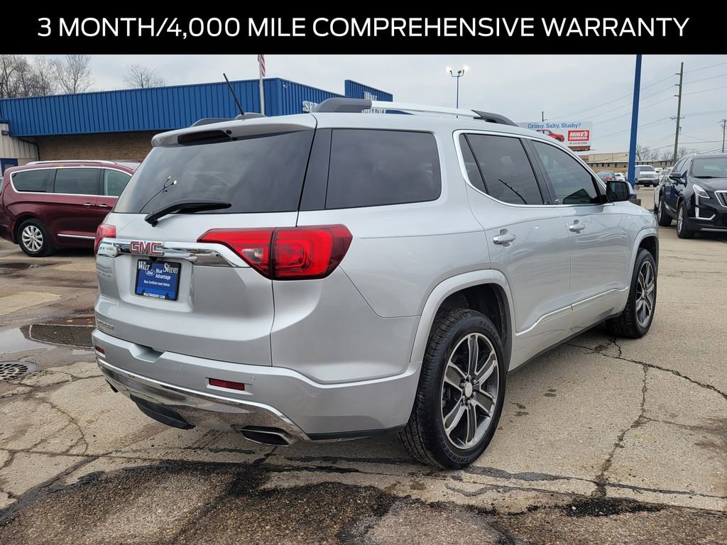 Used 2017 GMC Acadia Denali w/ Technology Package FWD image 4