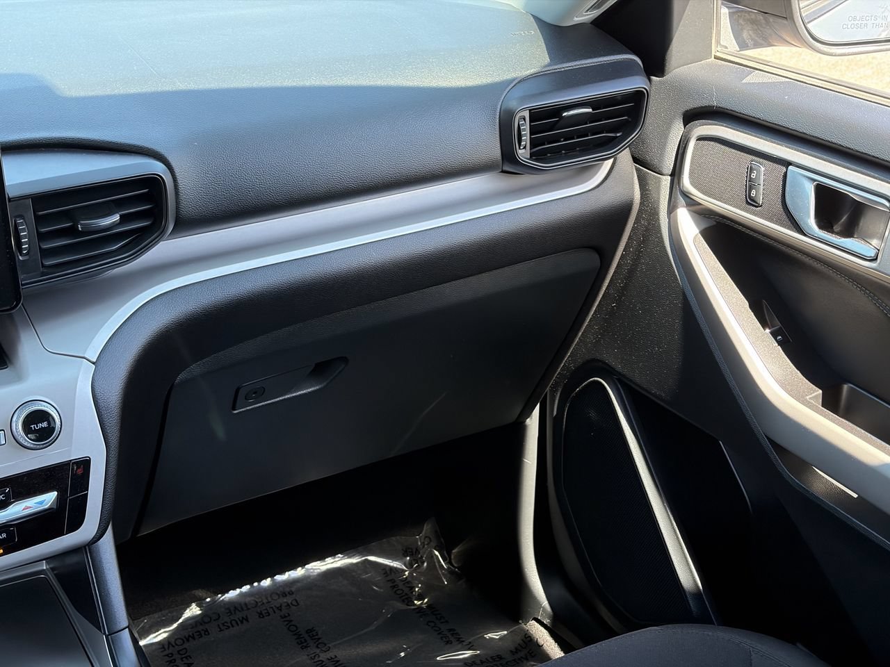 Certified 2023 Ford Explorer XLT RWD image 18