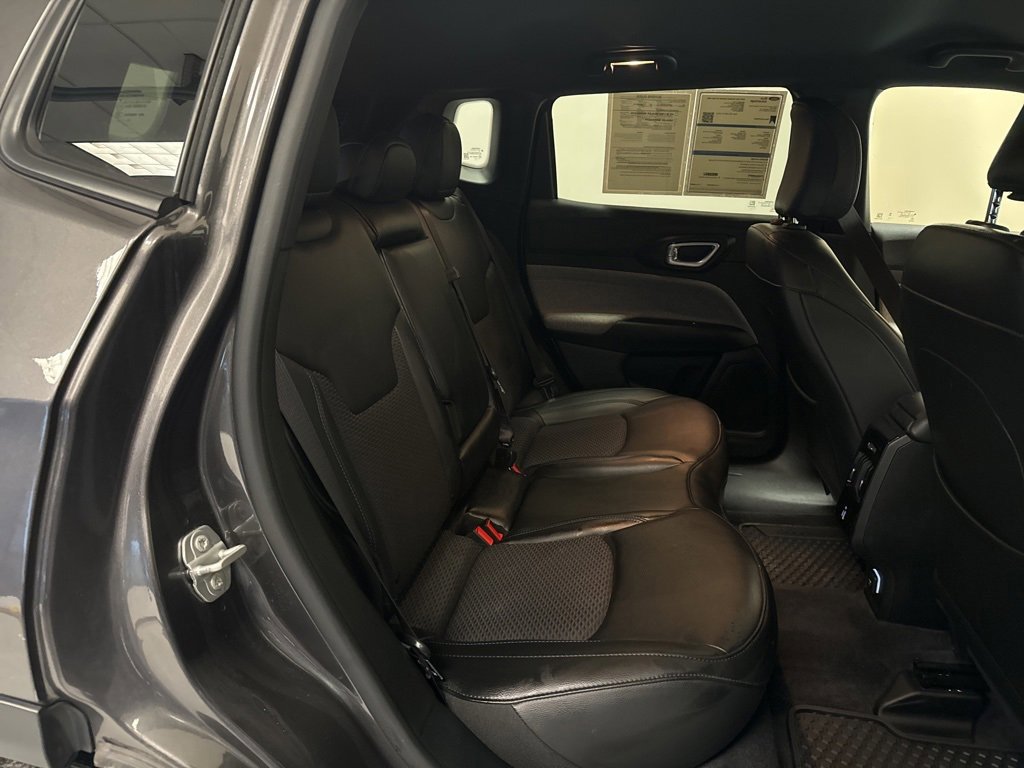 Used 2023 Jeep Compass Latitude w/ Convenience Group image 28