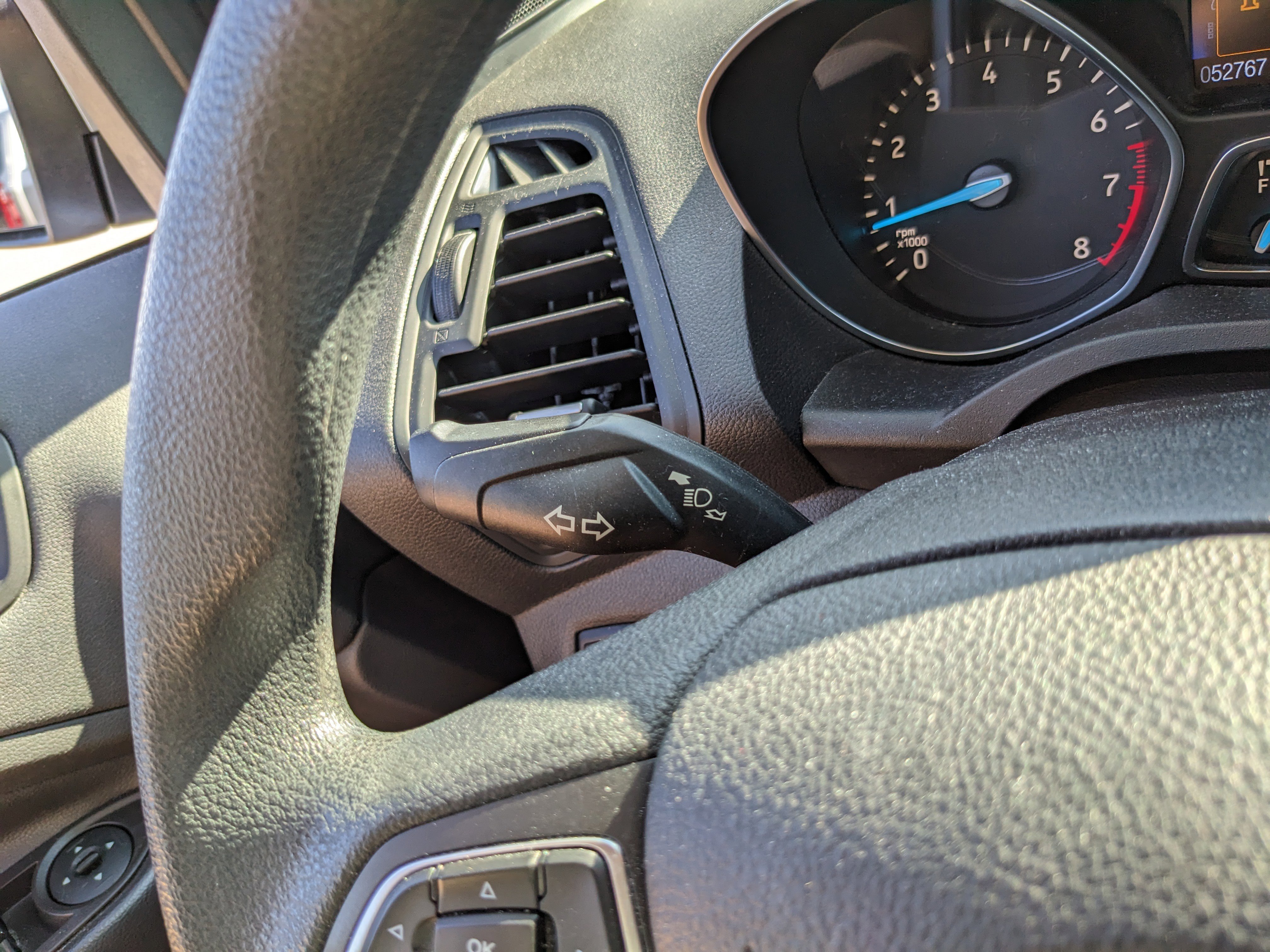 Certified 2019 Ford Escape SE image 31