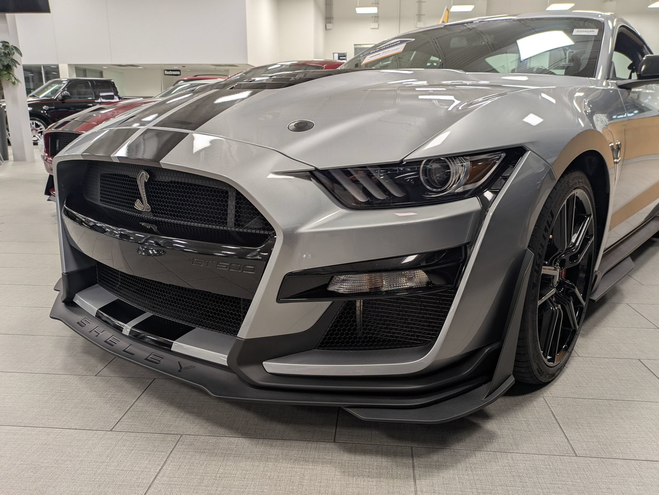 Certified 2021 Ford Mustang Shelby GT500 w/ Technology Package RWD image 8