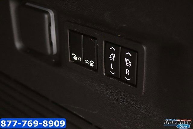 Used 2023 GMC Yukon Denali Ultimate image 22