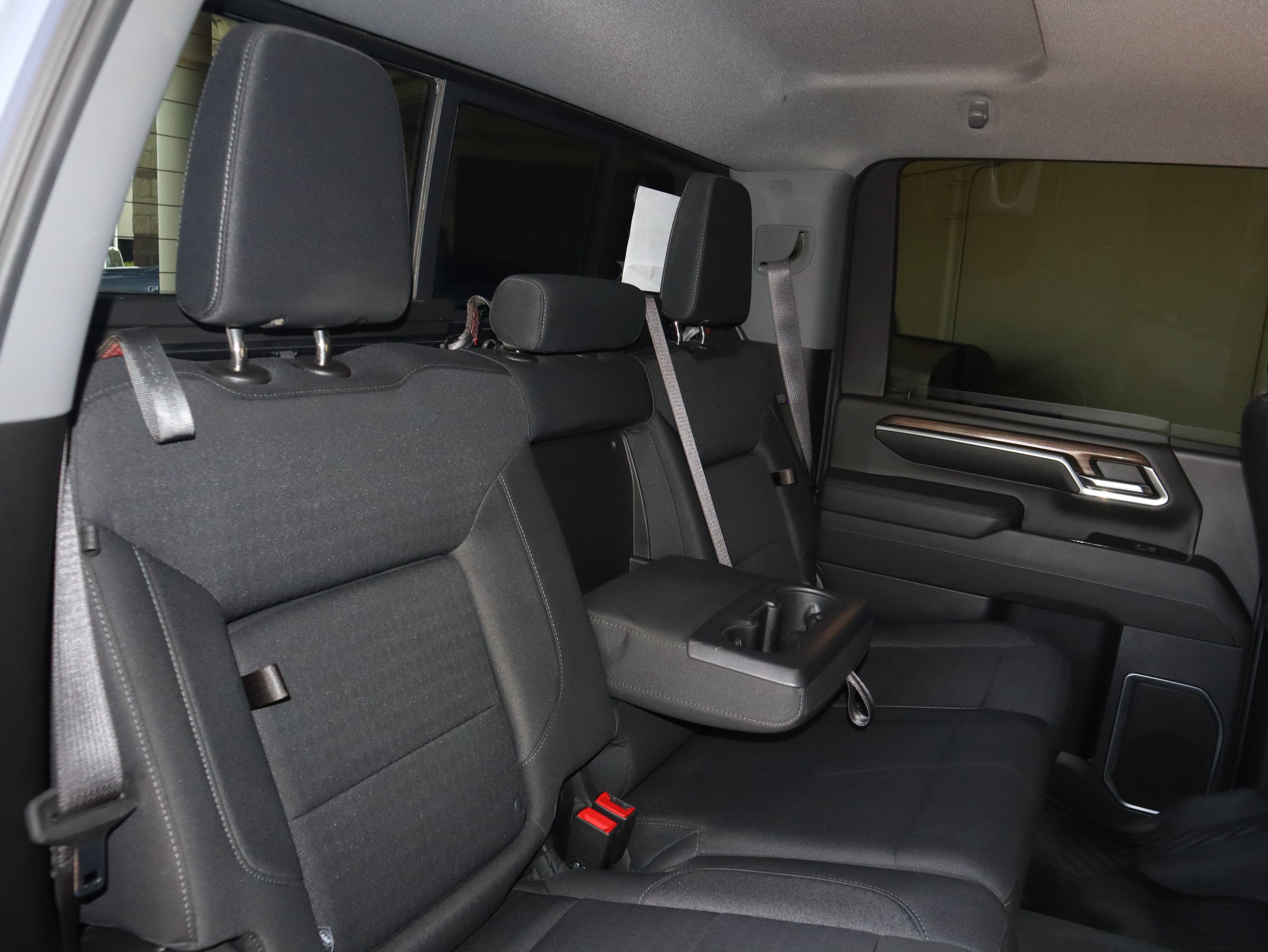 Used 2024 Chevrolet Silverado 2500 LT AWD/4WD image 44