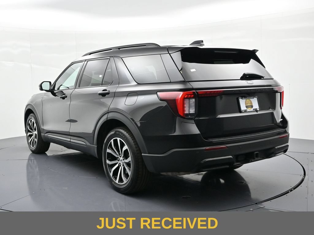 Certified 2025 Ford Explorer ST-Line AWD/4WD image 8
