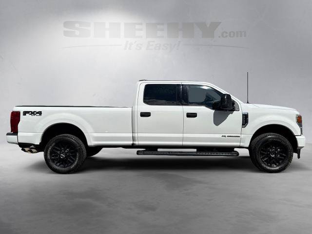 Certified 2022 Ford F250 XLT w/ Black Appearance Package AWD/4WD image 9