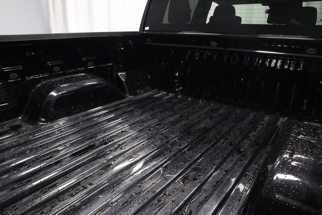 Used 2024 Chevrolet Silverado 1500 LT image 16