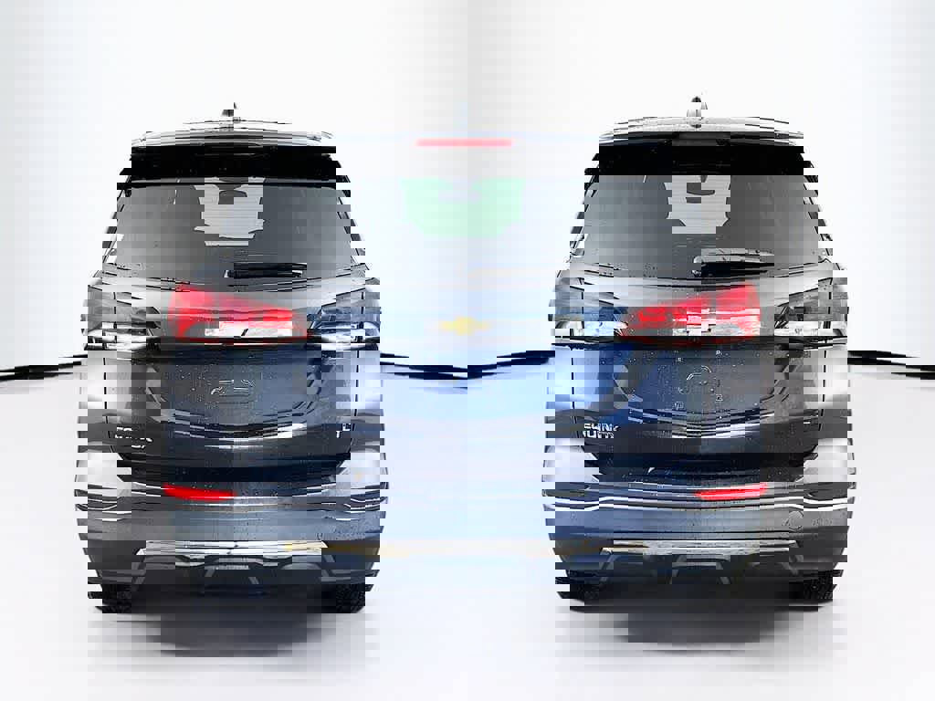 Used 2023 Chevrolet Equinox LT image 4