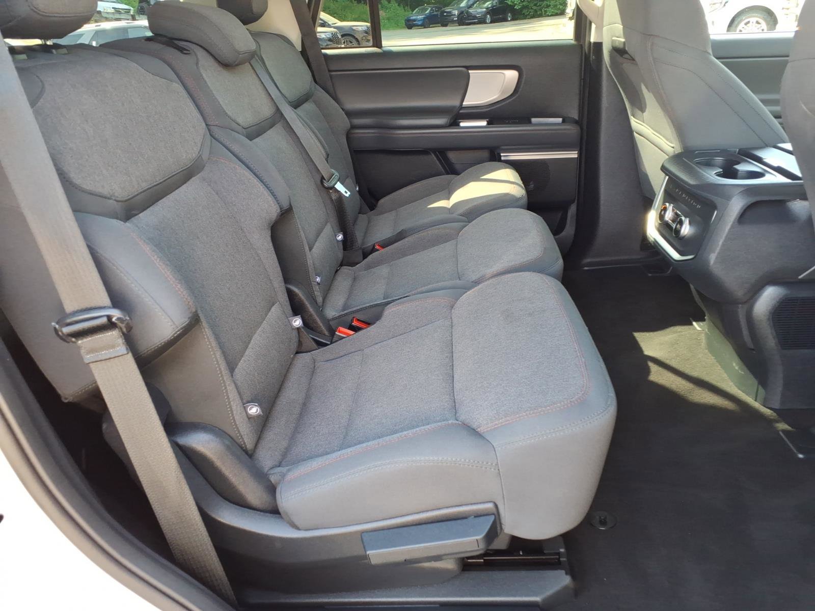 Certified 2025 Ford Expedition Active AWD/4WD image 24